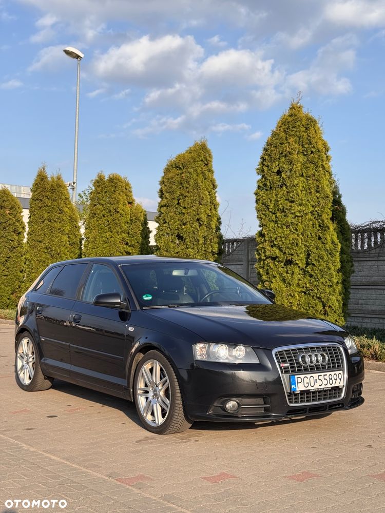 Audi A3 Sportback 2.0 TDI DPF Ambiente - 2