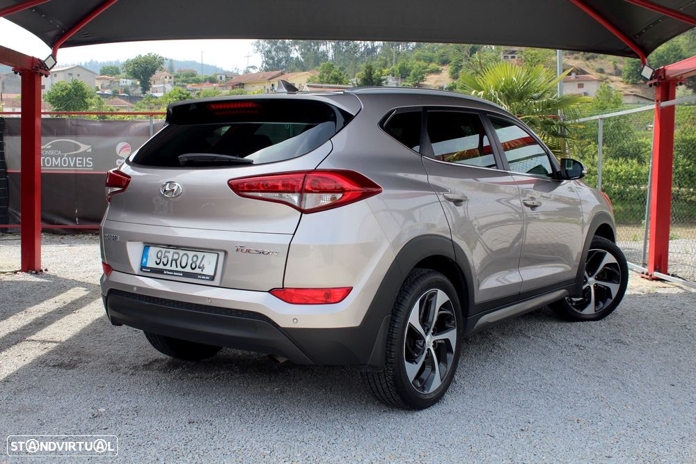 Hyundai Tucson 1.7 CRDi Executive - 3