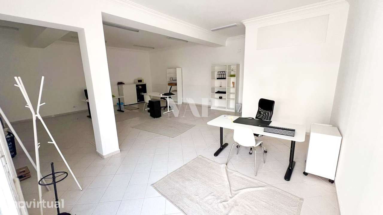 Conjunto de 2 lojas próximo da Marina de Vilamoura - Grande imagem: 4/7