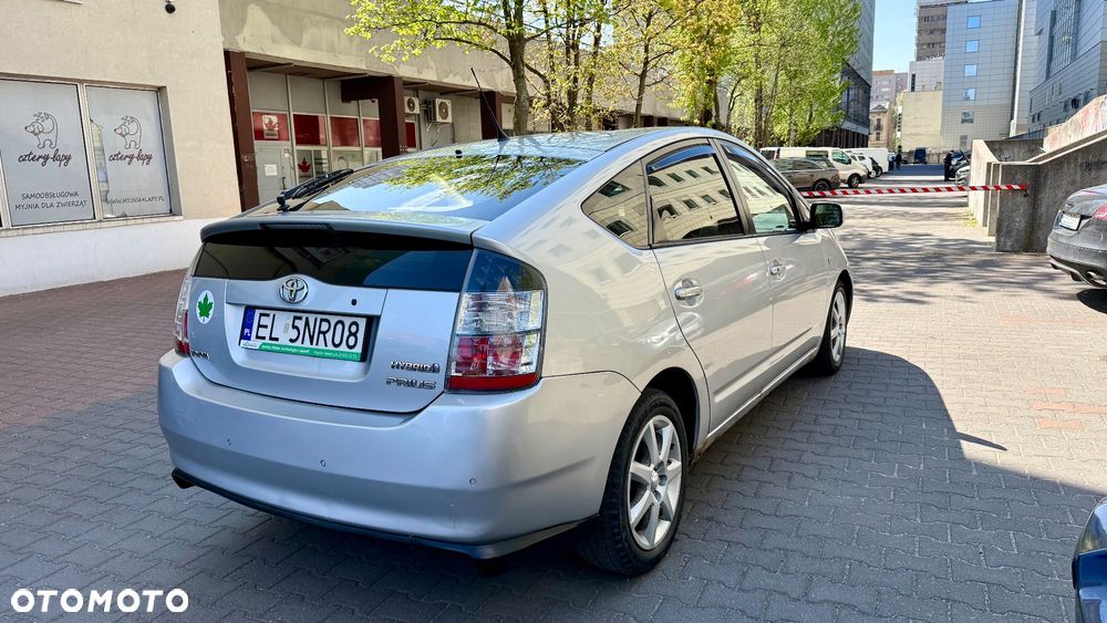 Toyota Prius 1.5 VVT-i Sol - 1