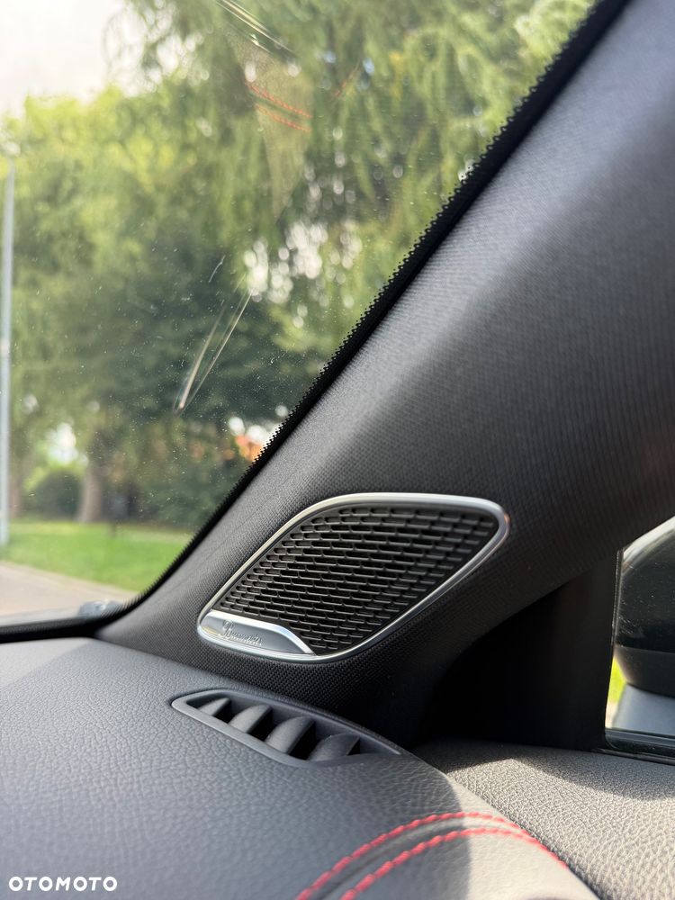 Mercedes-Benz CLA 200 d AMG Line 8G-DCT - 11