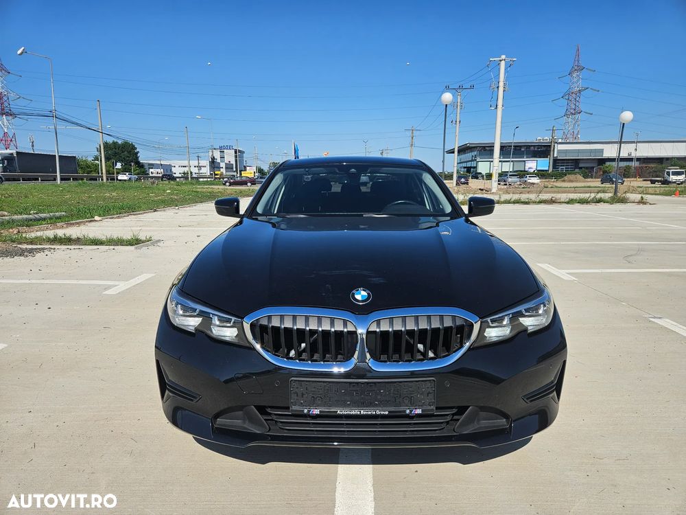 BMW Seria 3 320i xDrive AT - 2