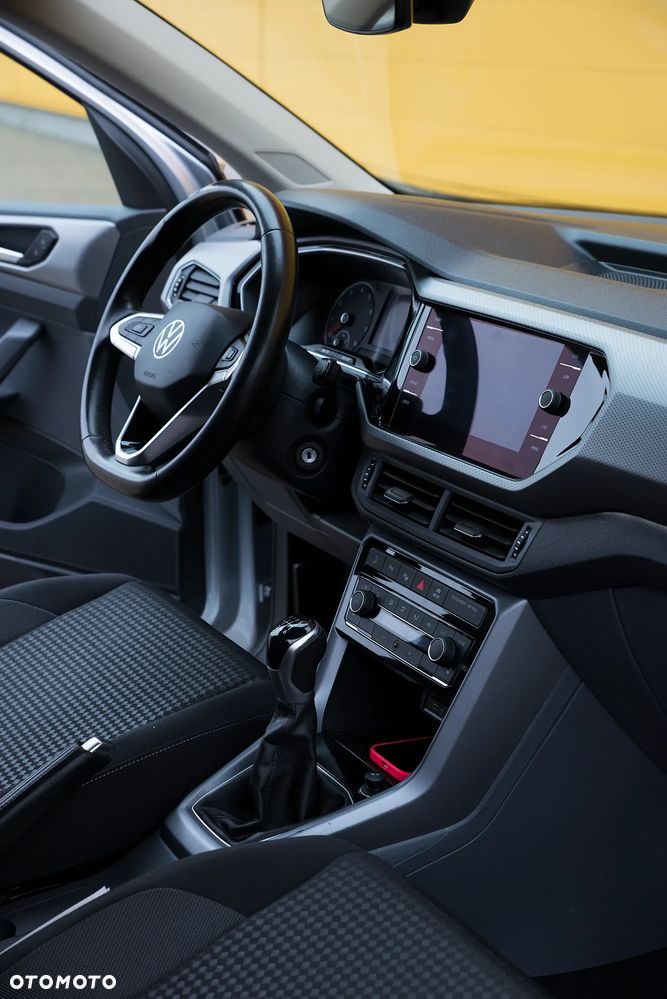 Volkswagen T-Cross - 19