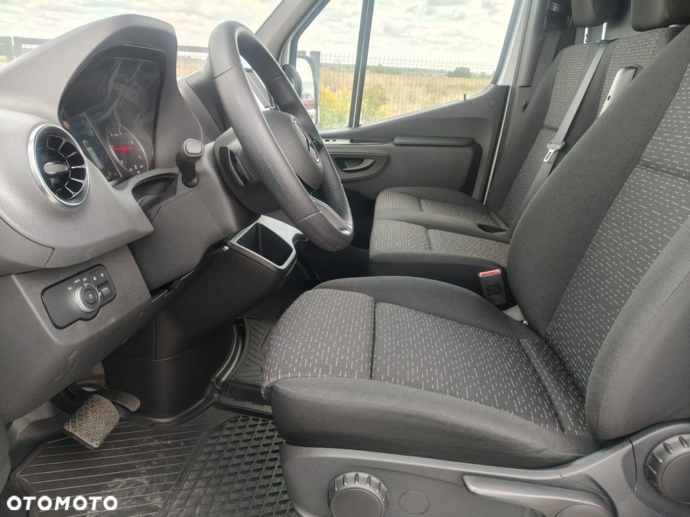 Mercedes-Benz Sprinter 317 - 10