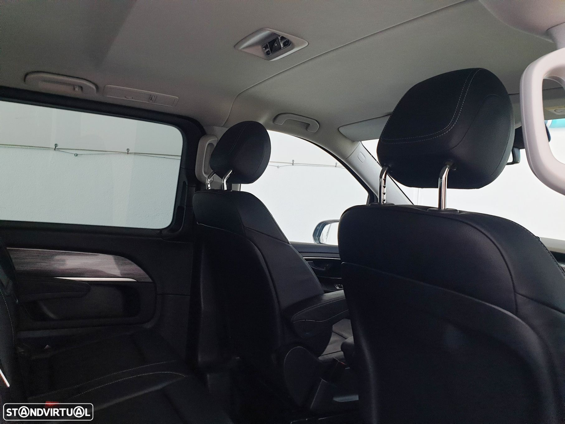 Mercedes-Benz V 300 d Longo Avantgarde - 34