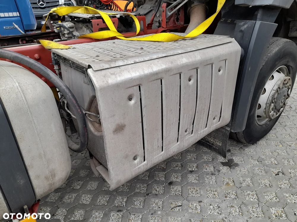 Tłumik katalizator Mercedes Actros MP4 Euro 6 - 1