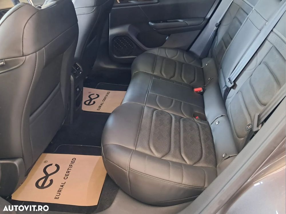 Citroën C5 X 1.6 PHeV 225 EAT8 Shine - 8