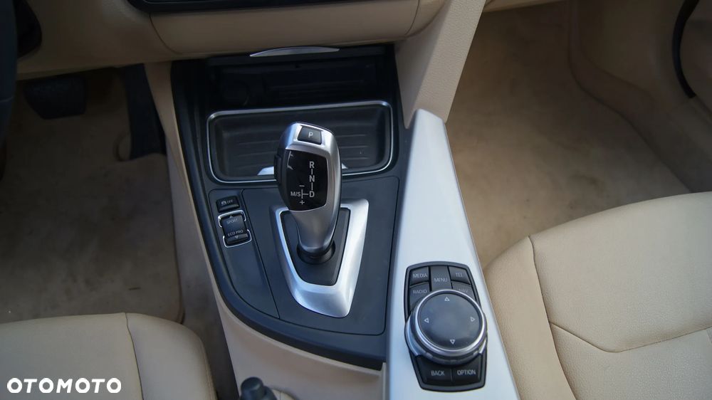 BMW Seria 3 - 15