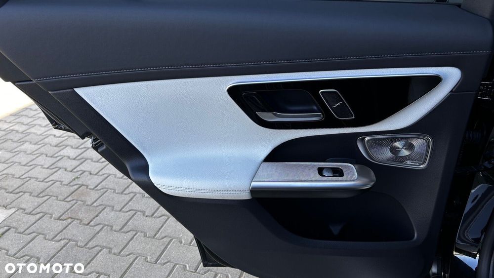 Mercedes-Benz GLC 300 d mHEV 4-Matic AMG Line - 26