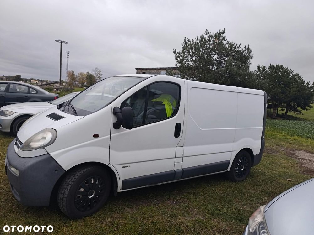 Opel Vivaro 2005 photo 2