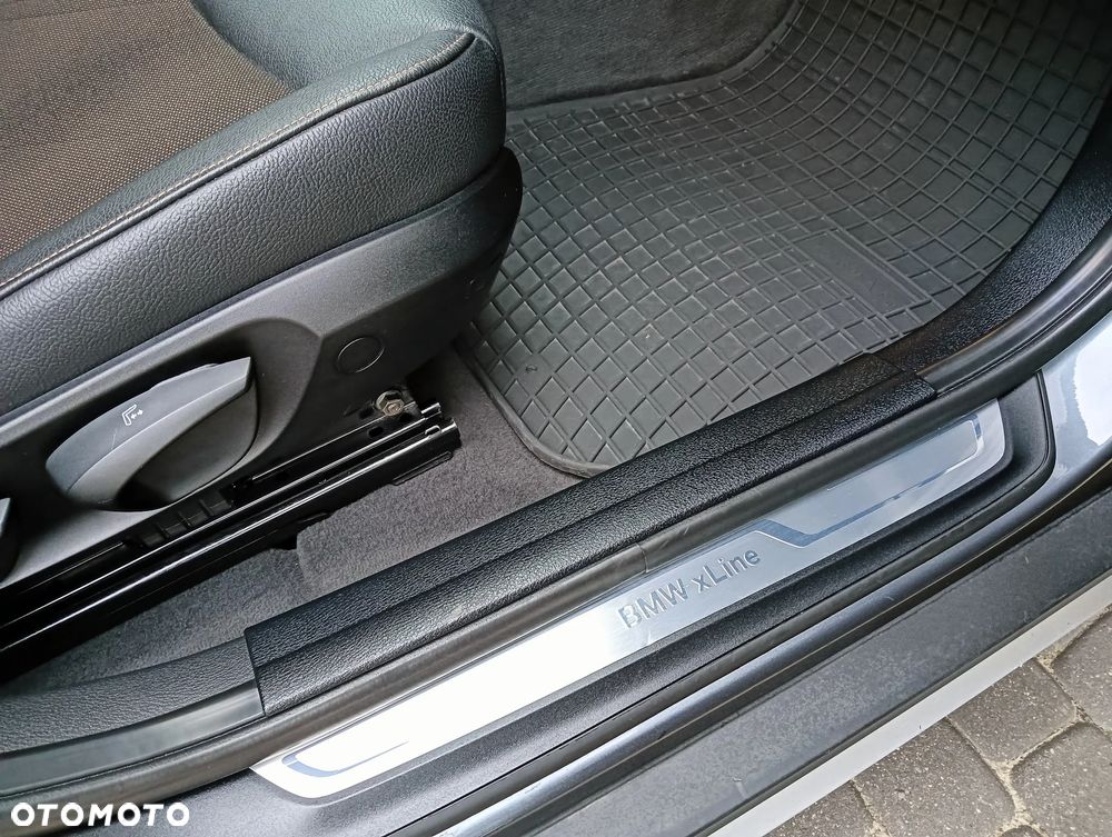 BMW X1 xDrive18d xLine - 22