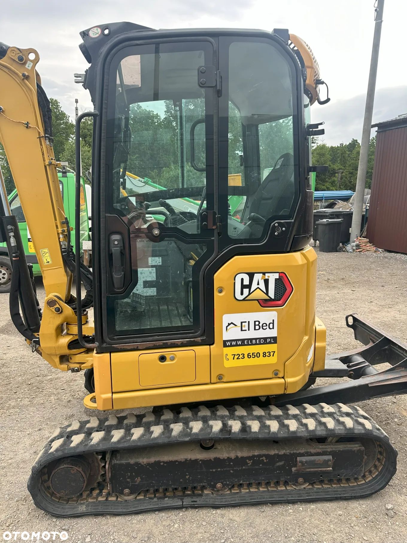 Caterpillar 302,7 - 1