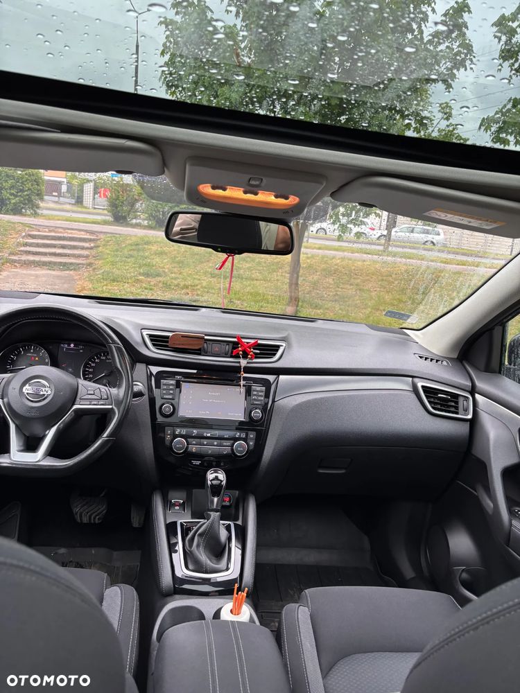 Nissan Qashqai 1.2 DIG-T N-Connecta Xtronic - 9