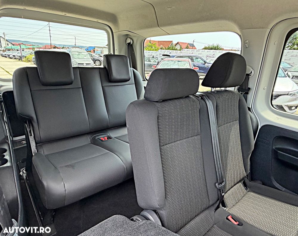 Volkswagen Caddy 2.0 (7-Si.) DSG Maxi Comfortline - 25