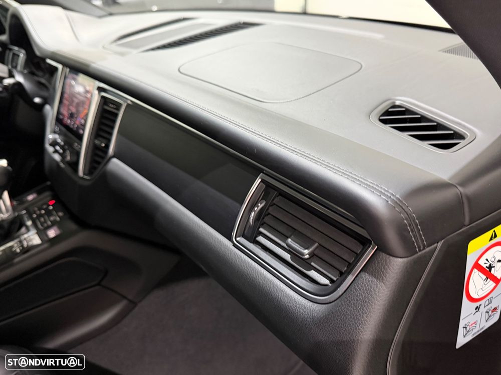 Porsche Macan Standard - 27