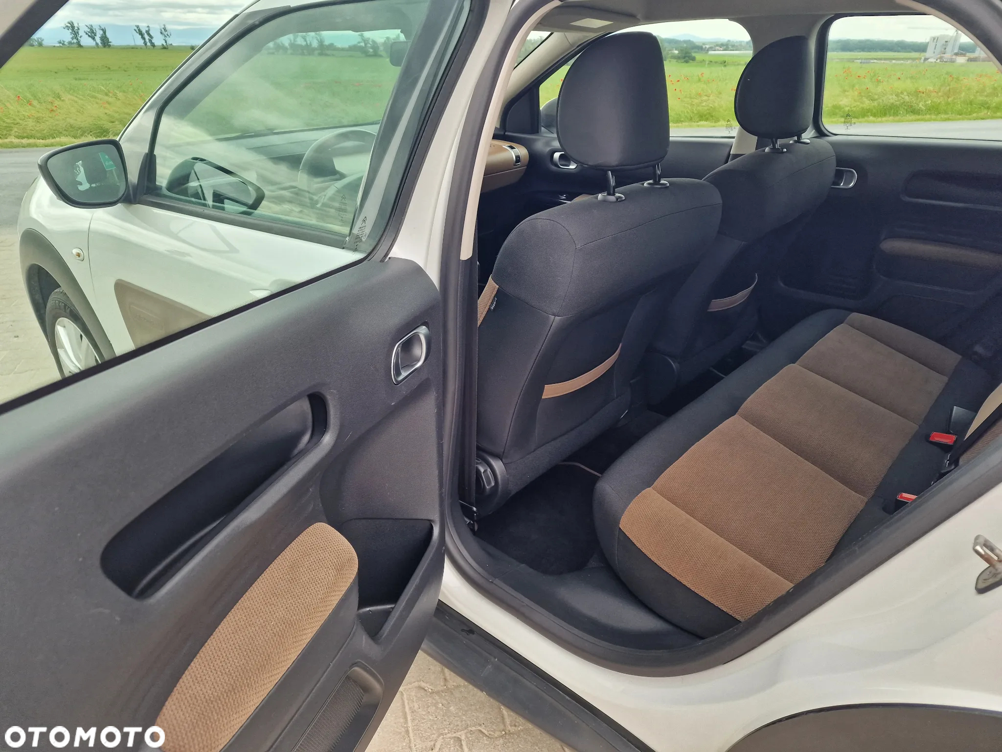 Citroën C4 Cactus 1.2 PureTech Shine Edition - 18