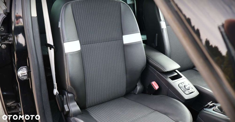 Renault Grand Scenic - 22