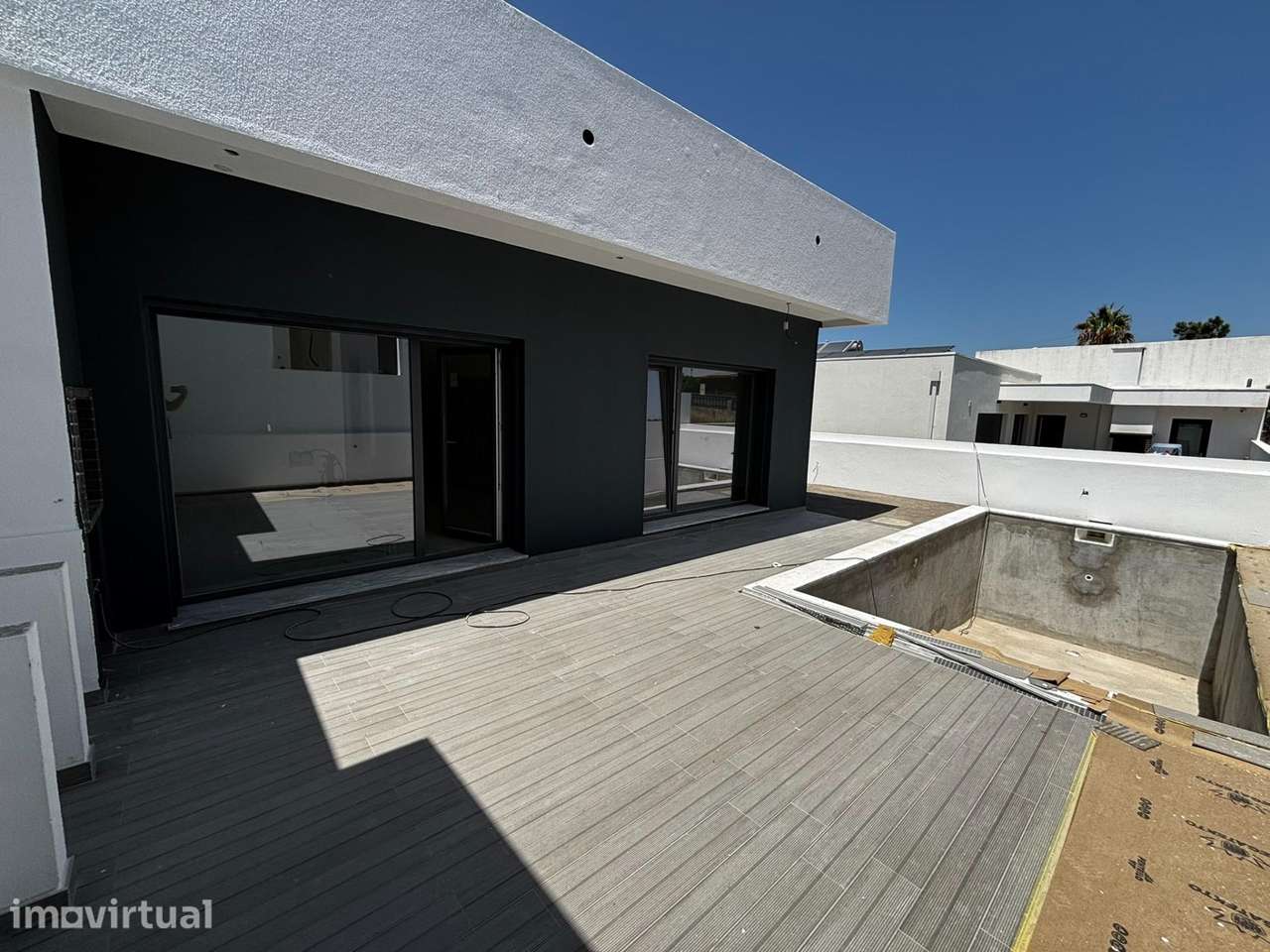 Moradia Térrea Isolada T3 com piscina, lote 353 em Fernão Ferro! - Grande imagem: 3/27