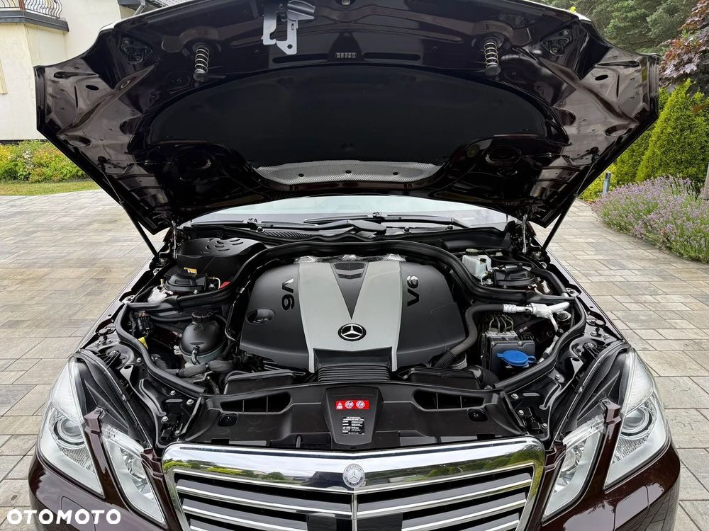 Mercedes-Benz Klasa E 350 CDI 4-Matic BlueEff Avantgarde - 38