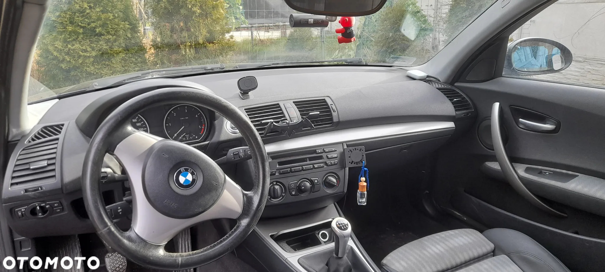 BMW Seria 1 120d - 8
