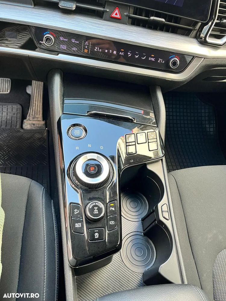 Kia Sportage 1.6 T-GDI MHEV 7DCT HP 4x4 Style - 5