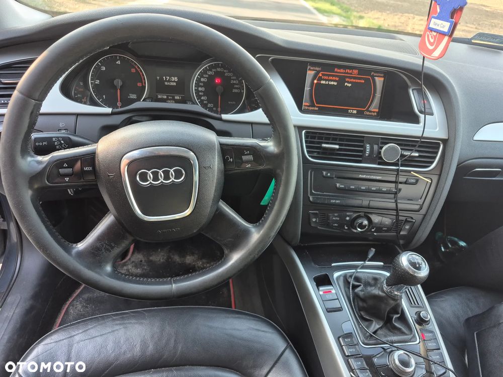Audi A4 Avant 2.0 TDI DPF Attraction - 6