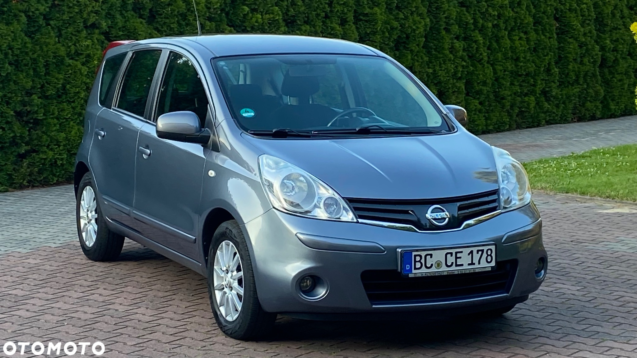 Nissan Note 1.6 Tekna - 2