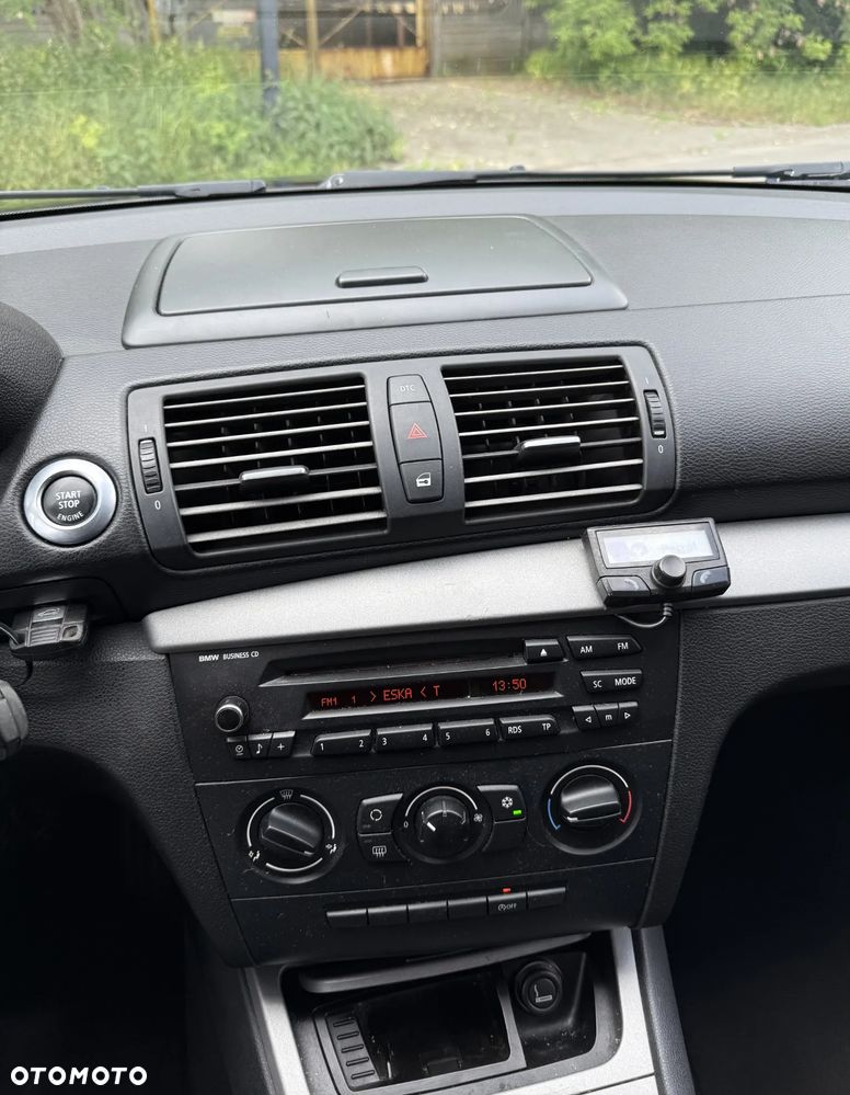 BMW Seria 1 - 23