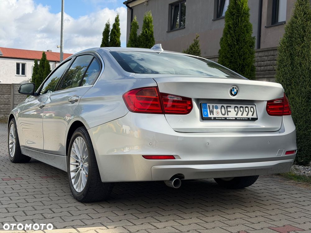 BMW Seria 3 320d Blue Performance Luxury Line - 15