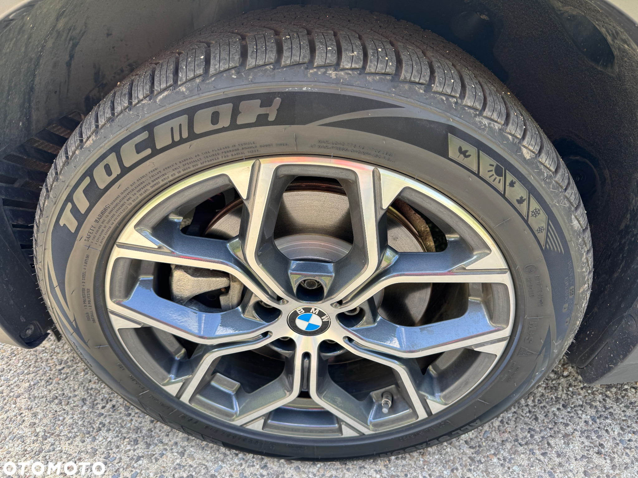 BMW X1 - 12