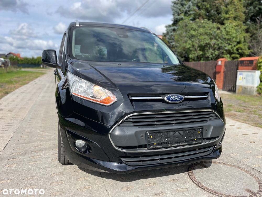 Ford Tourneo Connect Grand - 37