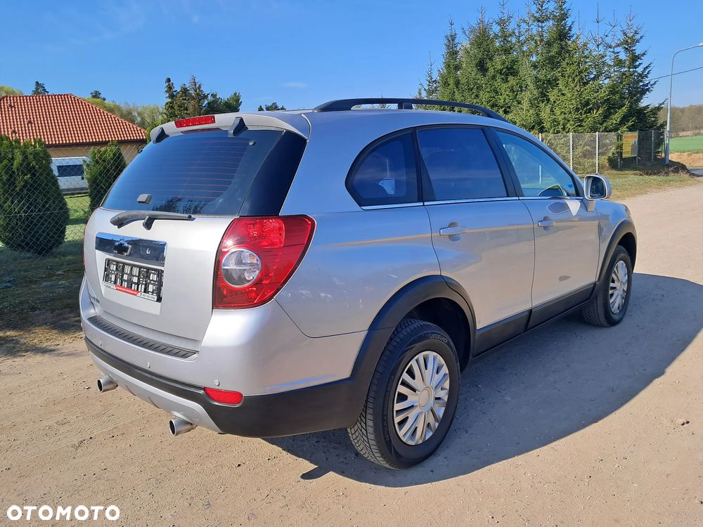 Chevrolet Captiva 2.4 2WD 5 Sitzer LS - 8