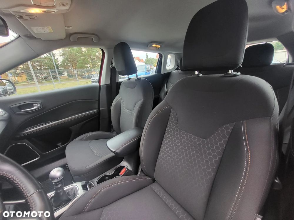 Jeep Compass 1.6 MJD Longitude FWD S&S - 13