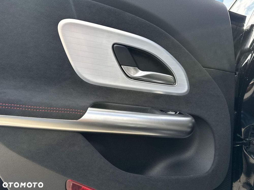 Mercedes-Benz CLA 200 mHEV 4-Matic 8G-DCT - 17