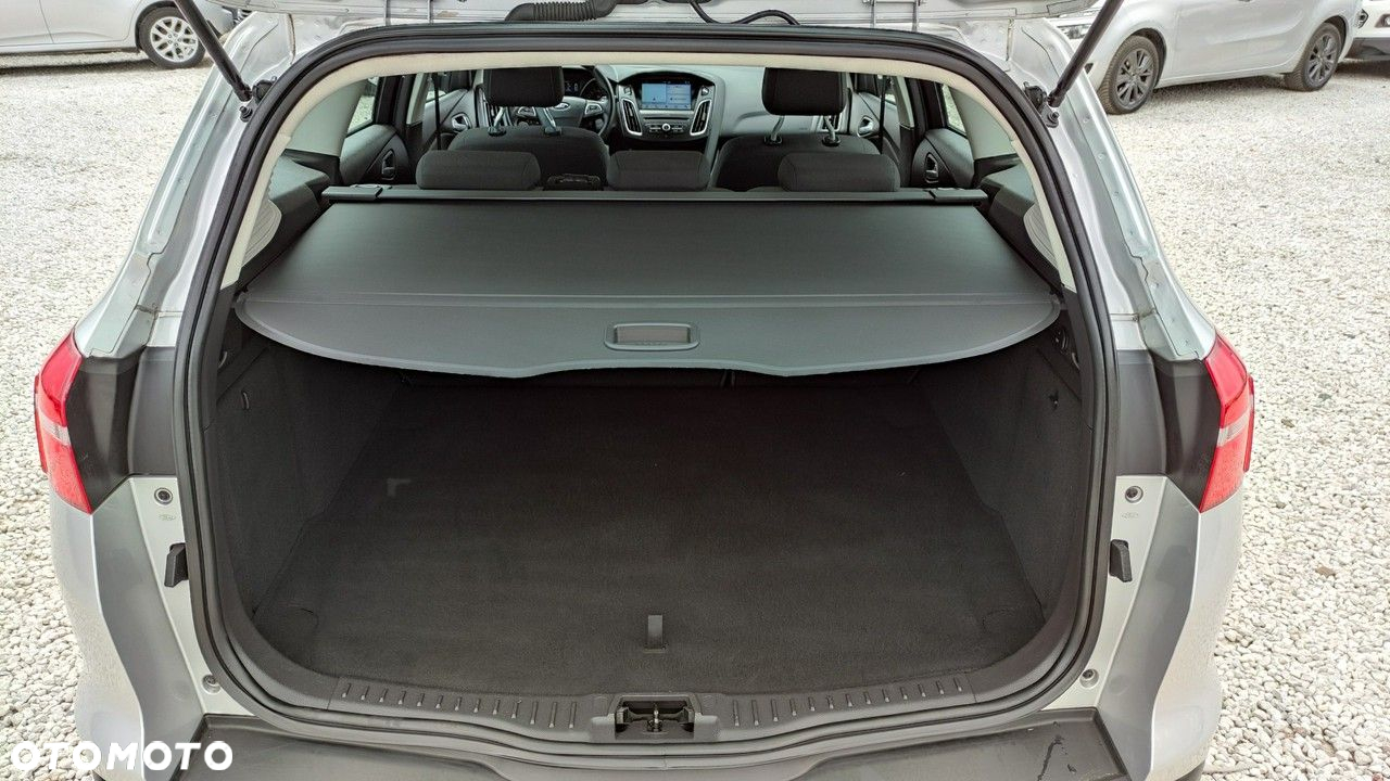 Ford Focus - 8