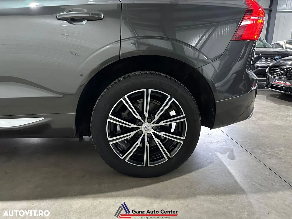 Volvo XC 60 B4 MHEV AWD Inscription - 32