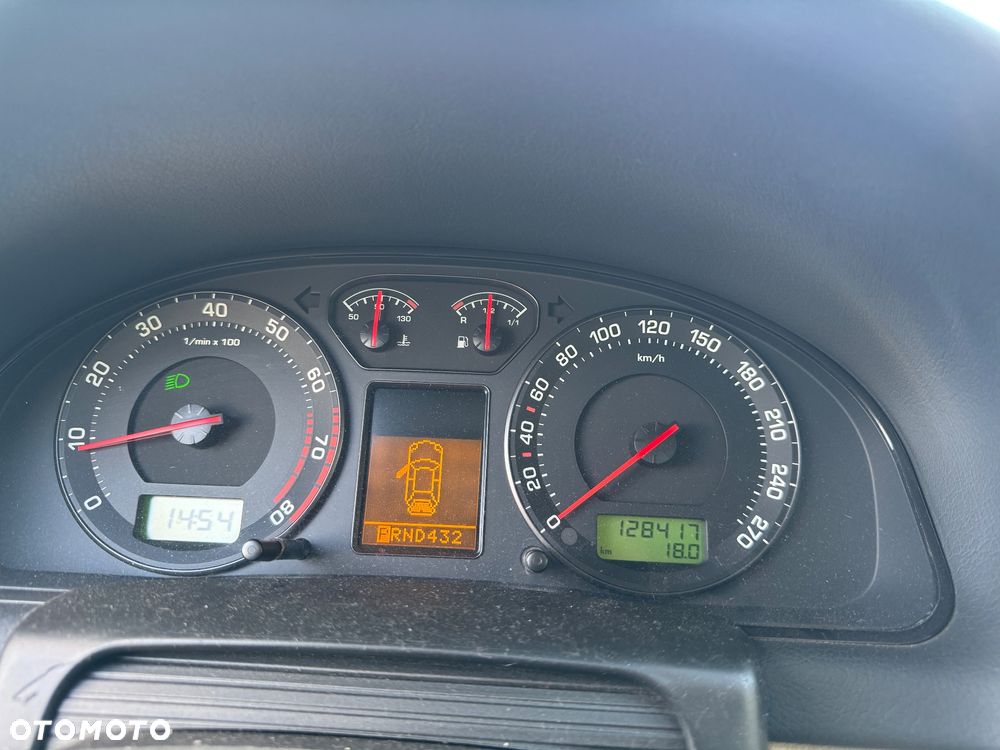 Skoda Superb ver-1-8t-prestige-tiptr - 11