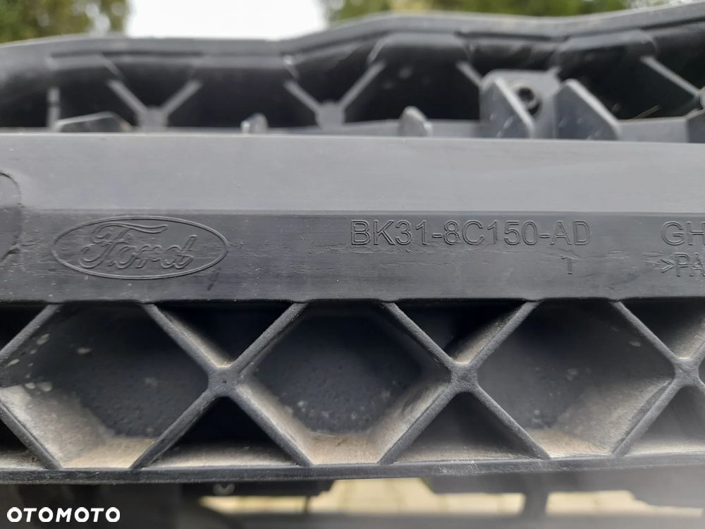 Zderzak przód Ford Transit MK8 - 16