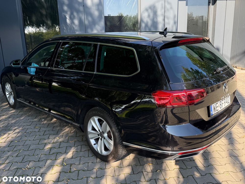 Volkswagen Passat Variant 2.0 TDI EVO Elegance DSG - 10