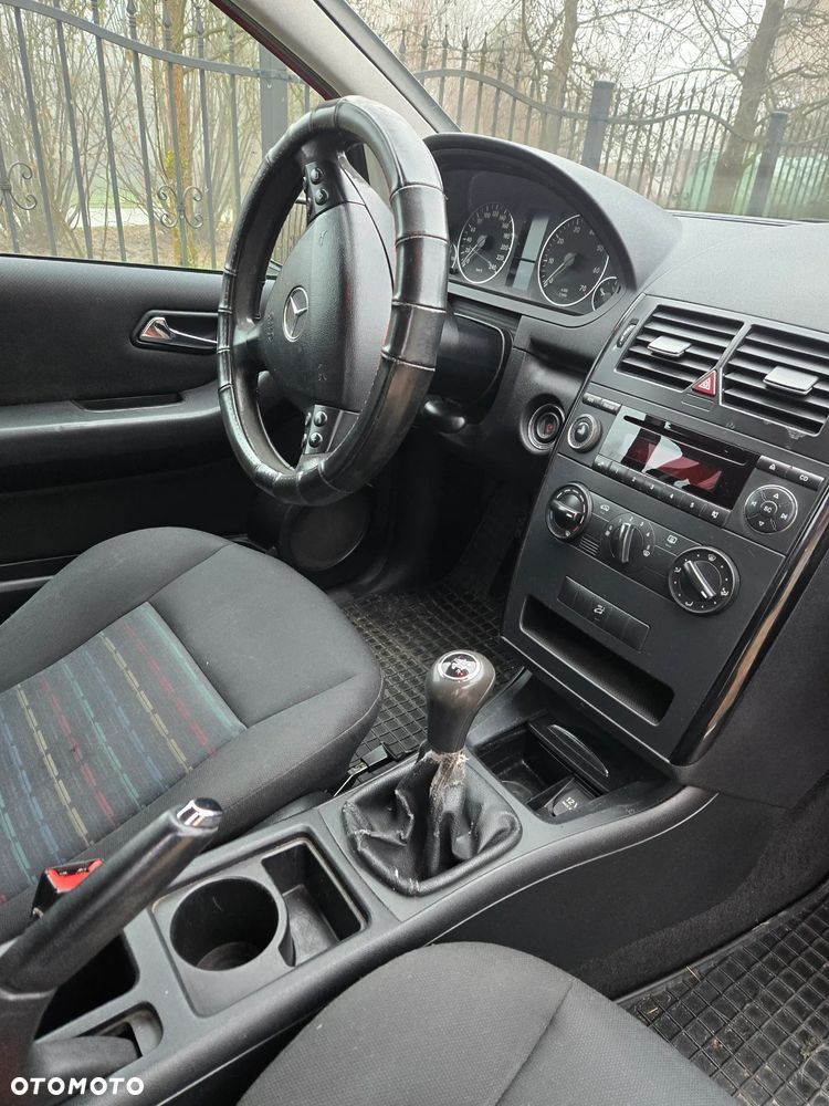Mercedes-Benz Klasa A 170 Classic - 12