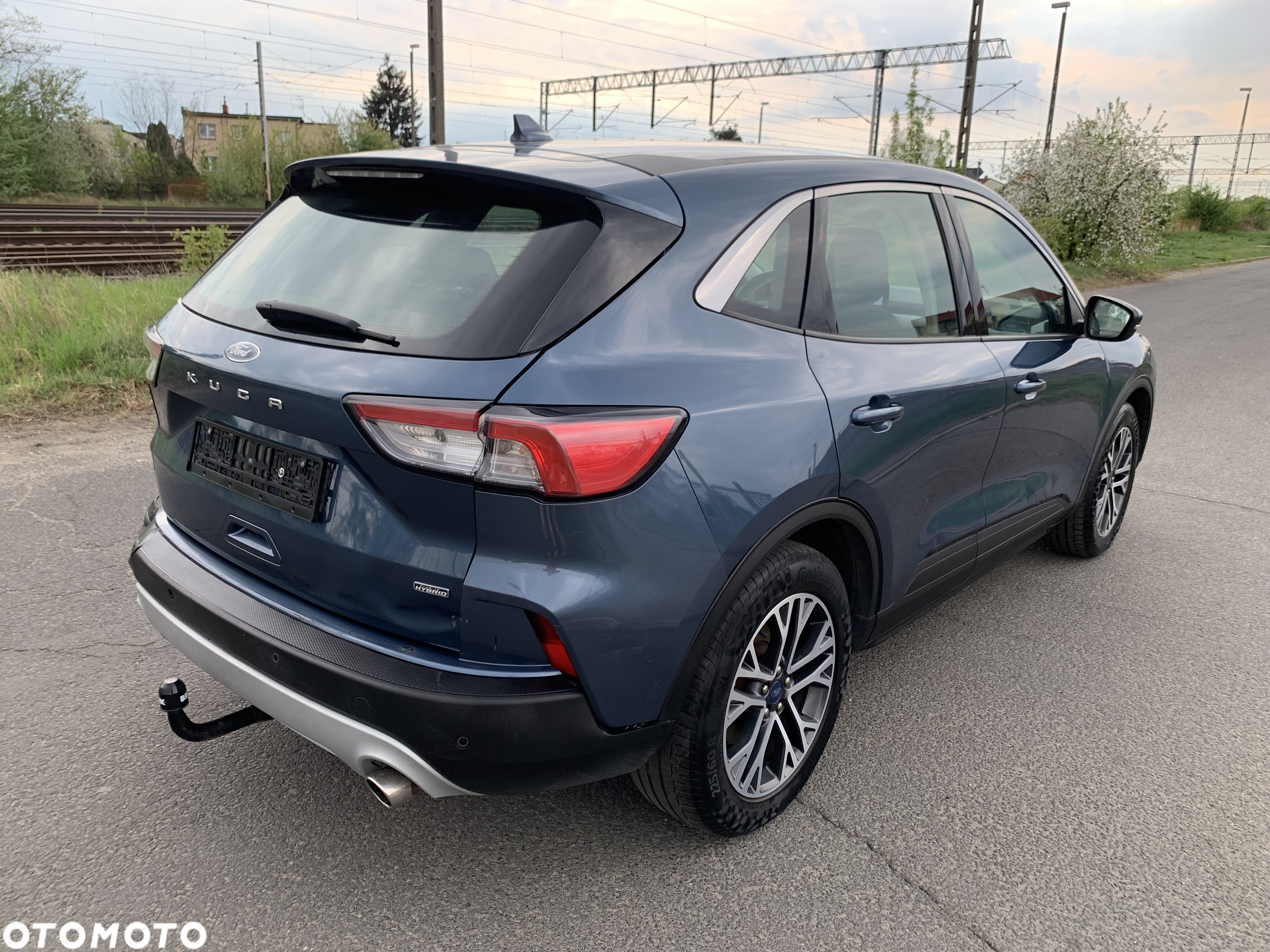 Ford Kuga 2.5P PHEV FWD Titanium - 4