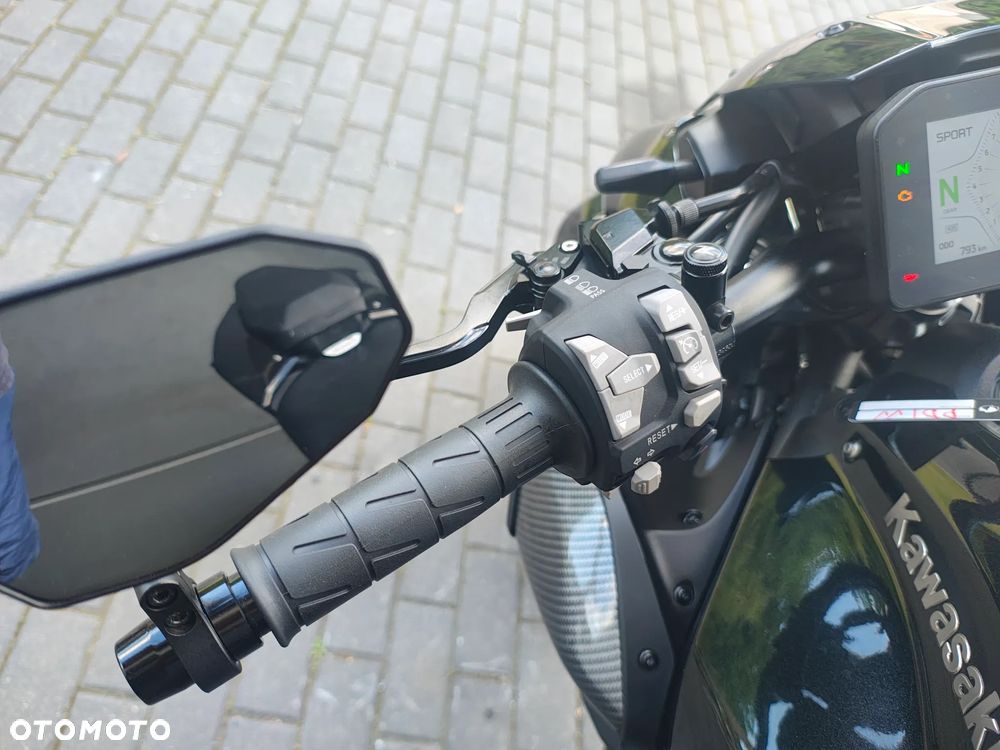 Kawasaki Z 900 - 19