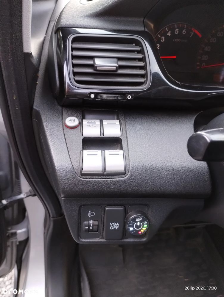 Honda FR-V 2.0 Comfort - 22