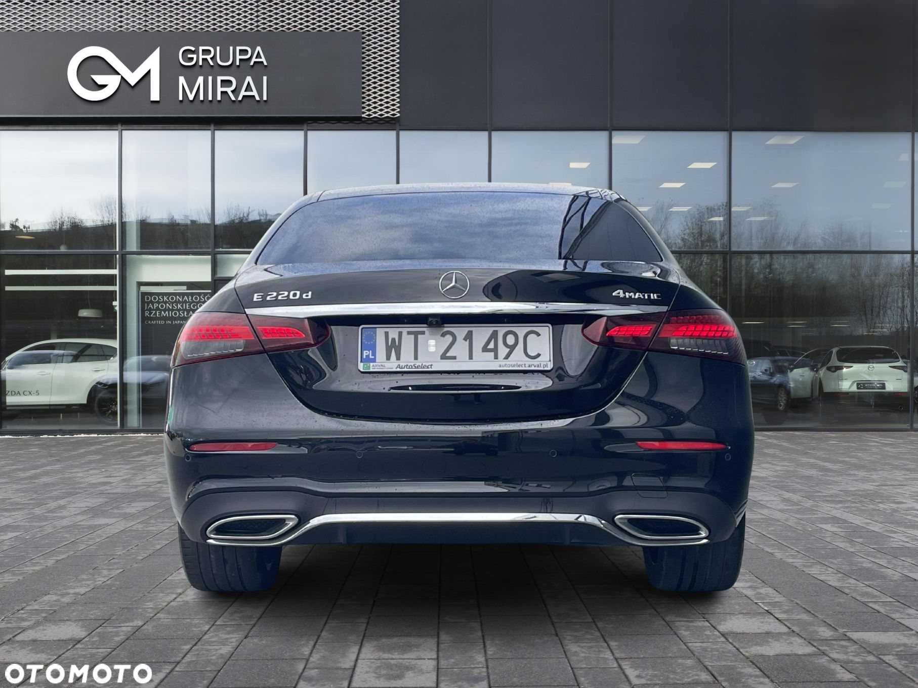 Mercedes-Benz Klasa E 220 d 4-Matic 9G-TRONIC - 4