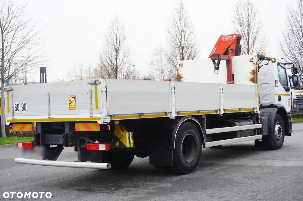 Renault C280 DTI 8 / HDS Fassi 5,6 t / Zasięg 8 m / Platforma 15 EPAL - 7