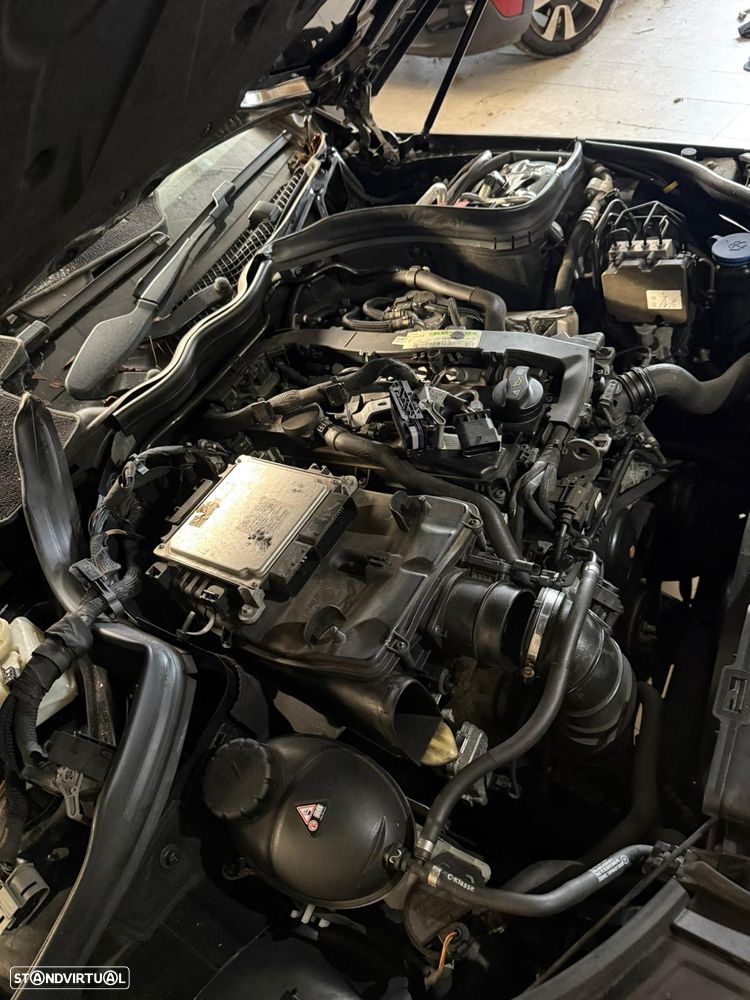 Motor Mercedes Benz C207 E220 Cdi Ref: 651911 - 1