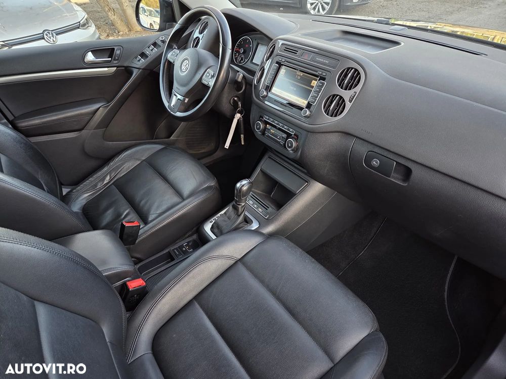 Volkswagen Tiguan 2.0 TDI DPF 4Motion BlueMotion Technology DSG Exclusive - 6