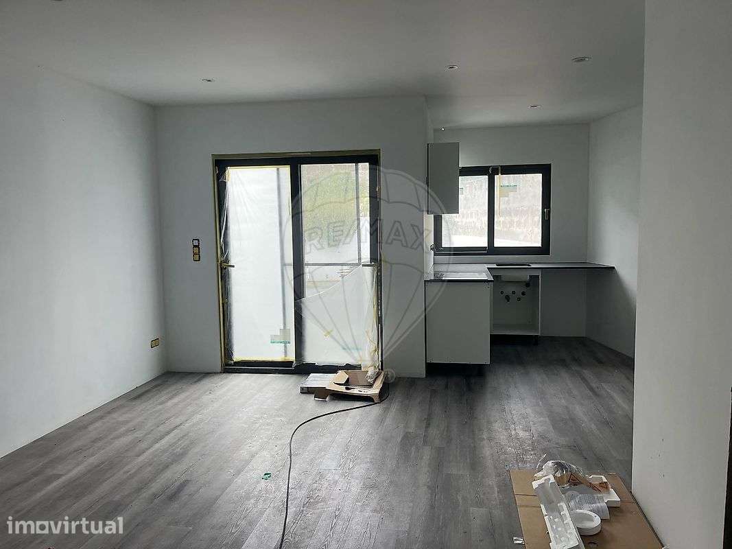 Apartamento T0 para venda - Grande imagem: 2/8