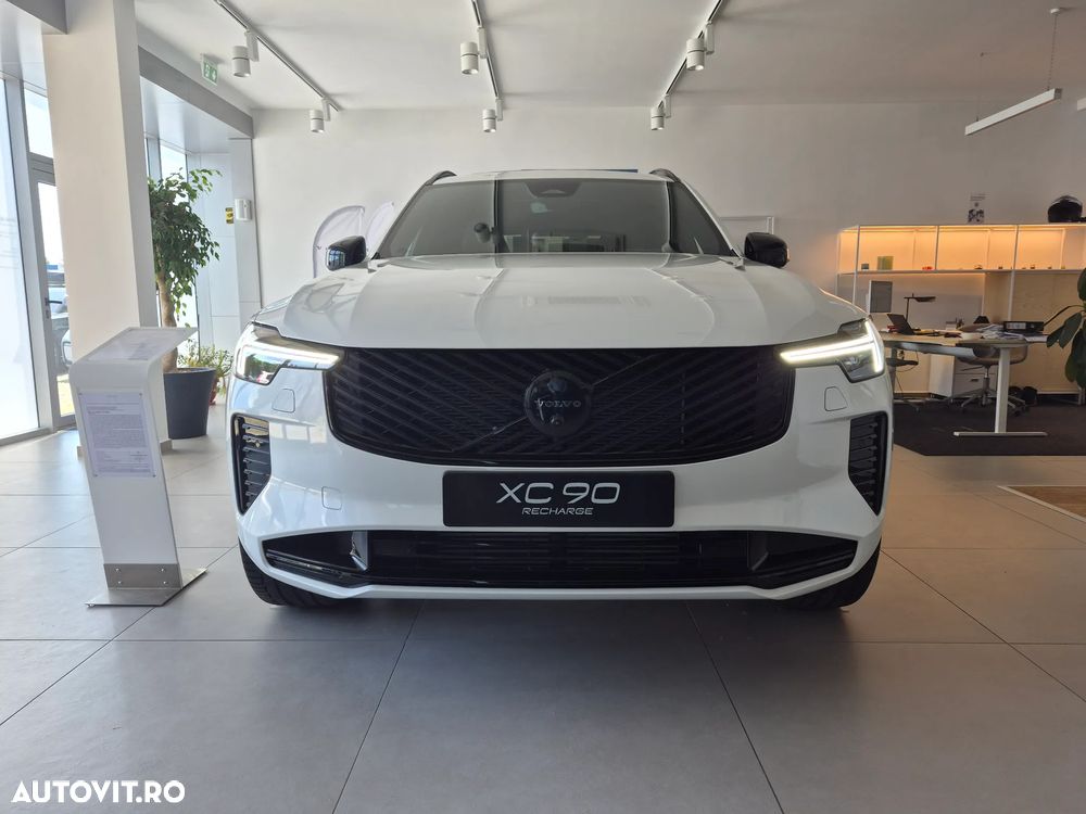 Volvo XC 90 T8 AWD PHEV Ultra Black Edition - 5