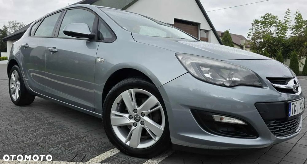 Opel Astra 1.7 CDTI DPF Design Edition - 17